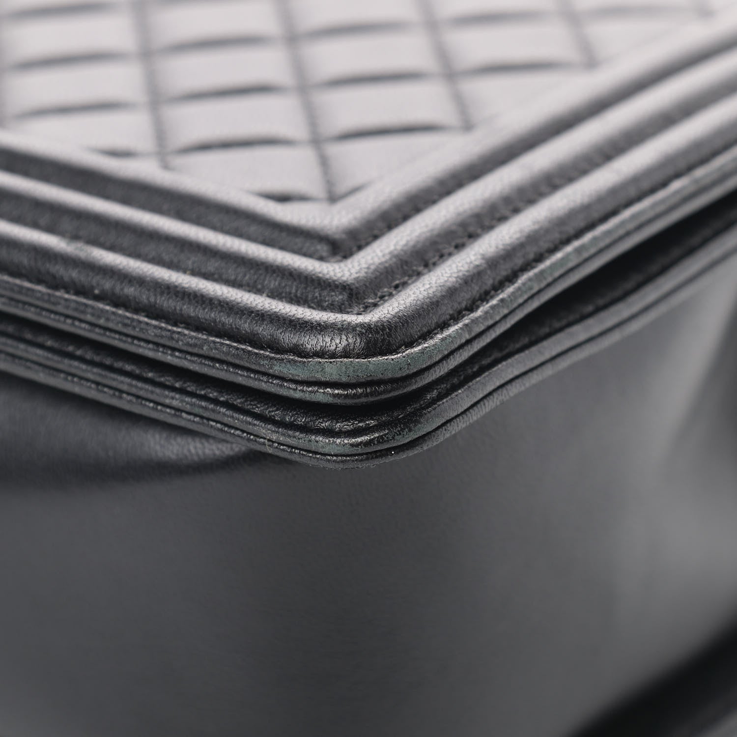 Chanel Lambskin Quilted New Medium Boy Flap Black 16 of 17