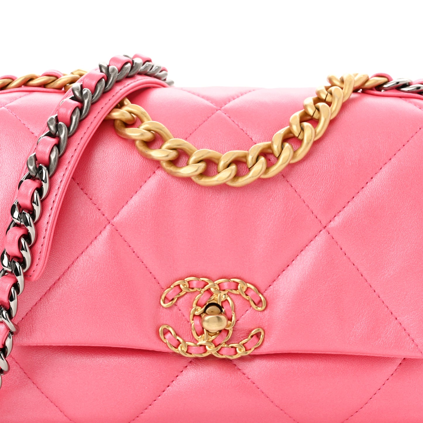 Shiny Lambskin Quilted Medium Chanel 19 Flap Pink