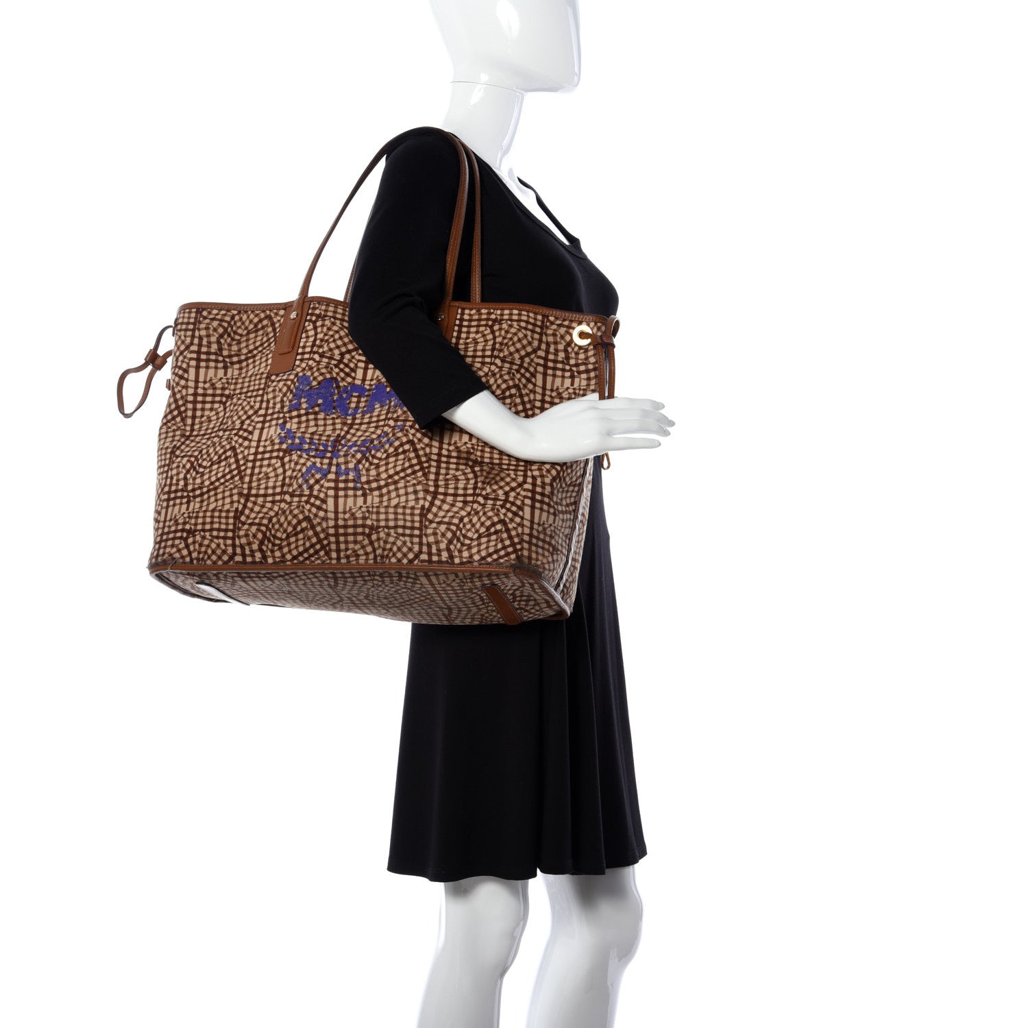 MCM Visetos Large Liz Reversible Shopper Tote Cognac 2 of 17
