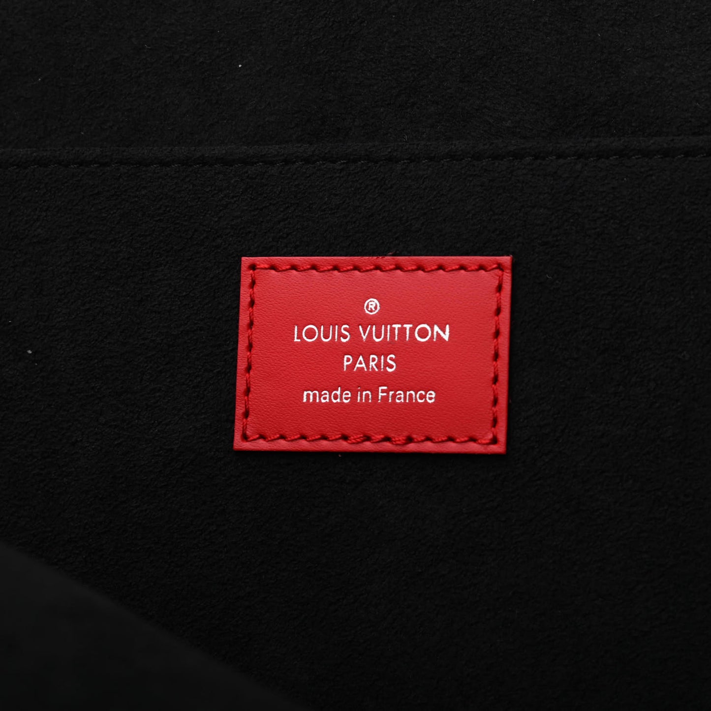 X SUPREME Epi Pochette Jour GM Red