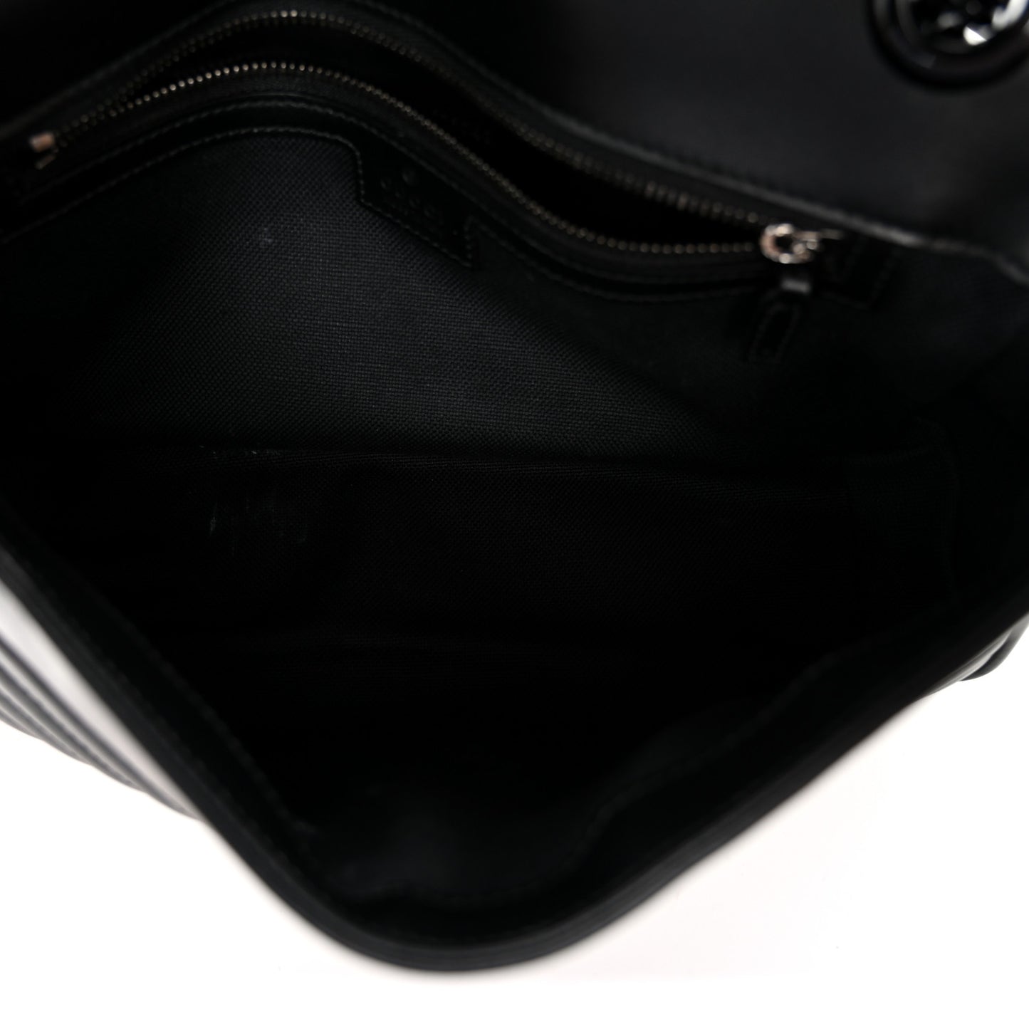 Calfskin Matelasse Monochrome Small GG Marmont Shoulder Bag Black