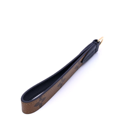 Louis Vuitton Reverse Monogram Giant Trio Pouch Strap 4 of 4