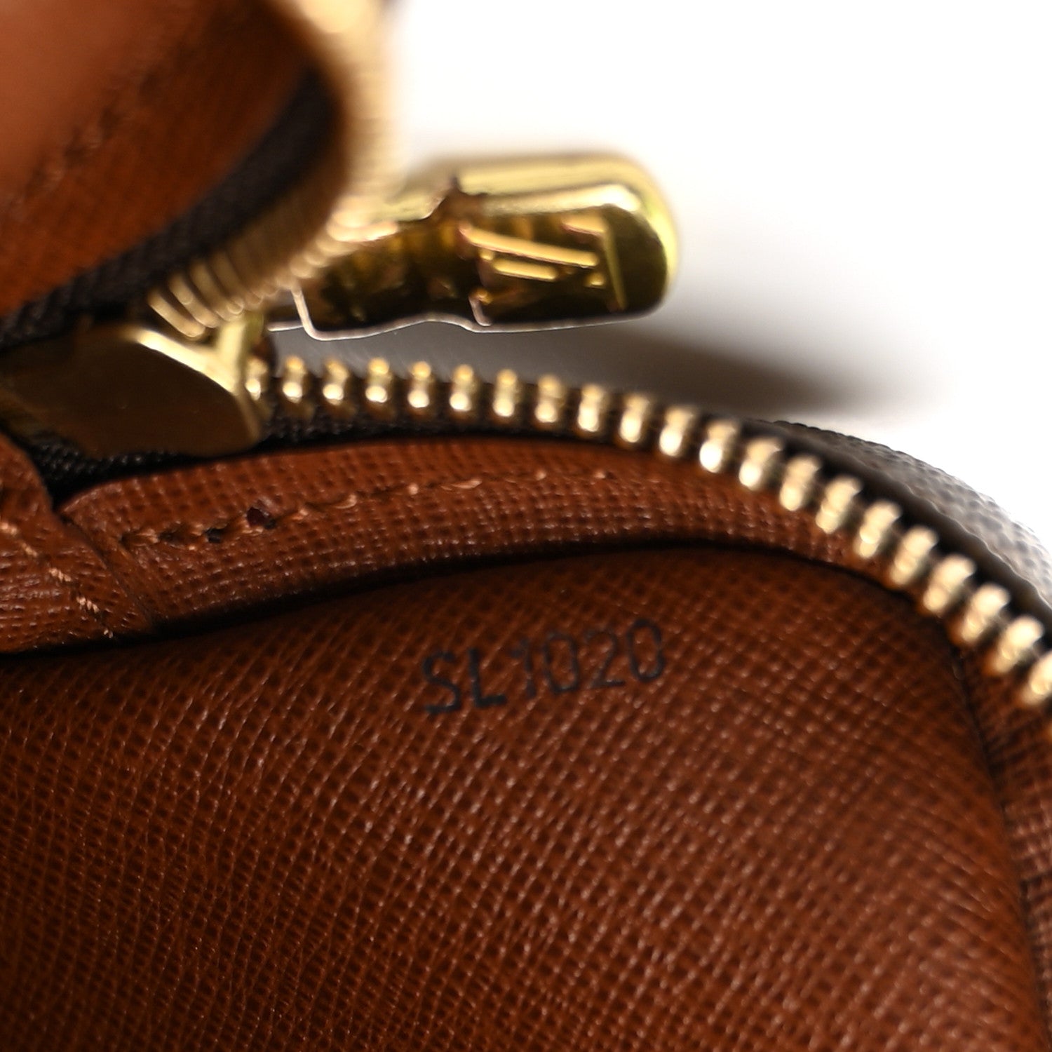 Louis Vuitton Monogram Pochette Marly Dragonne 26 6 of 11