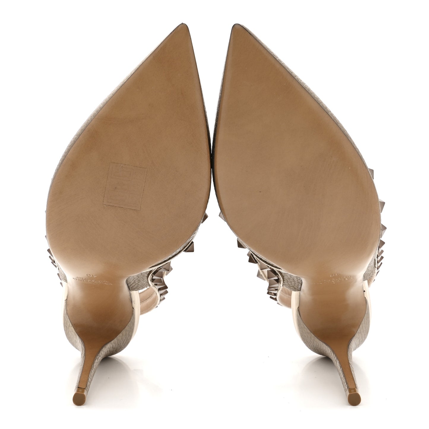 Pebbled Calfskin Rockstud Ankle Strap Pumps 40 Skin