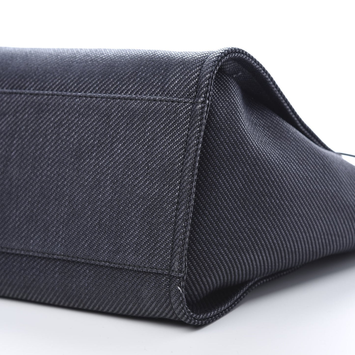 Mixed Fibers Calfskin Medium Deauville Tote Blue