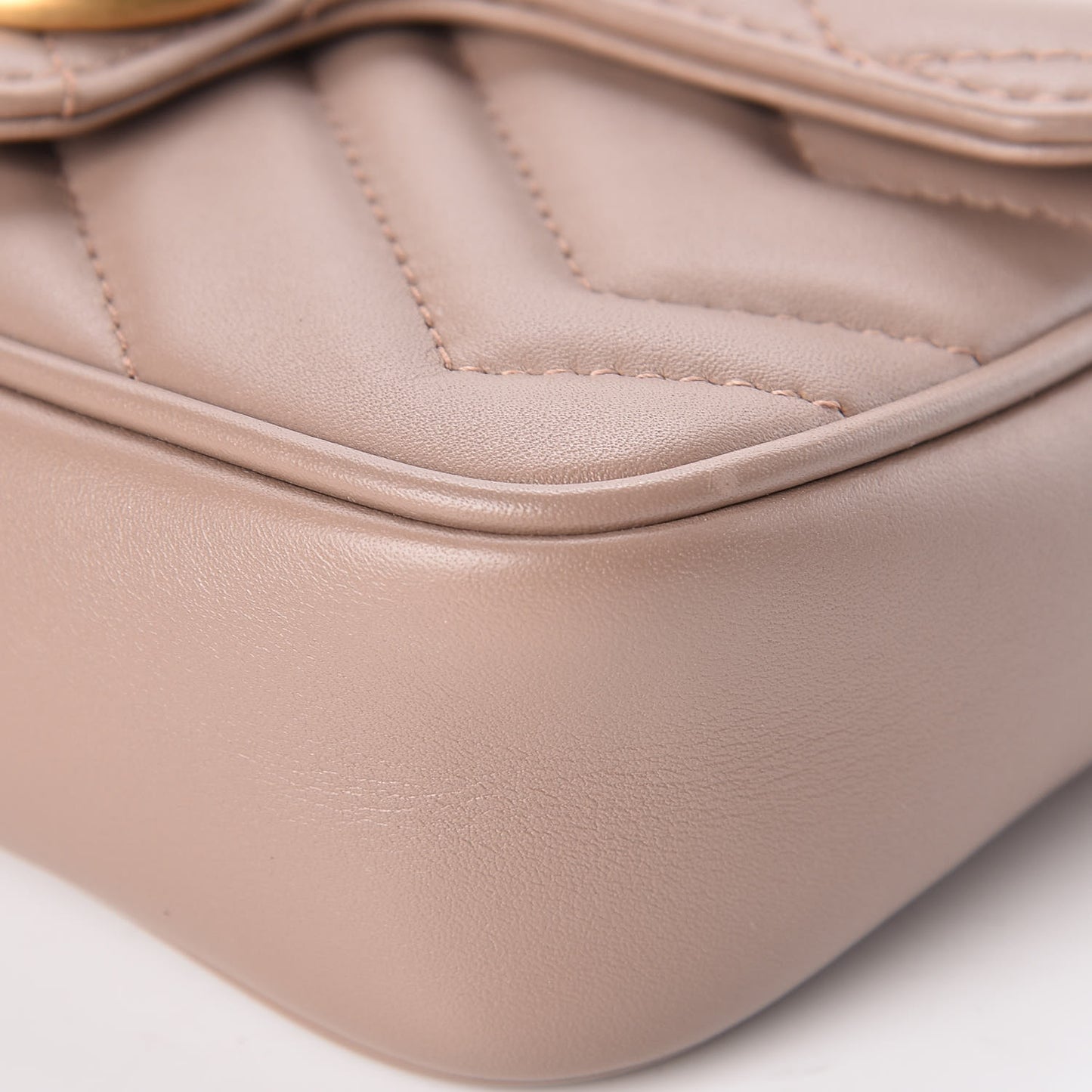 Calfskin Matelasse Super Mini GG Marmont Shoulder Bag Porcelain Rose
