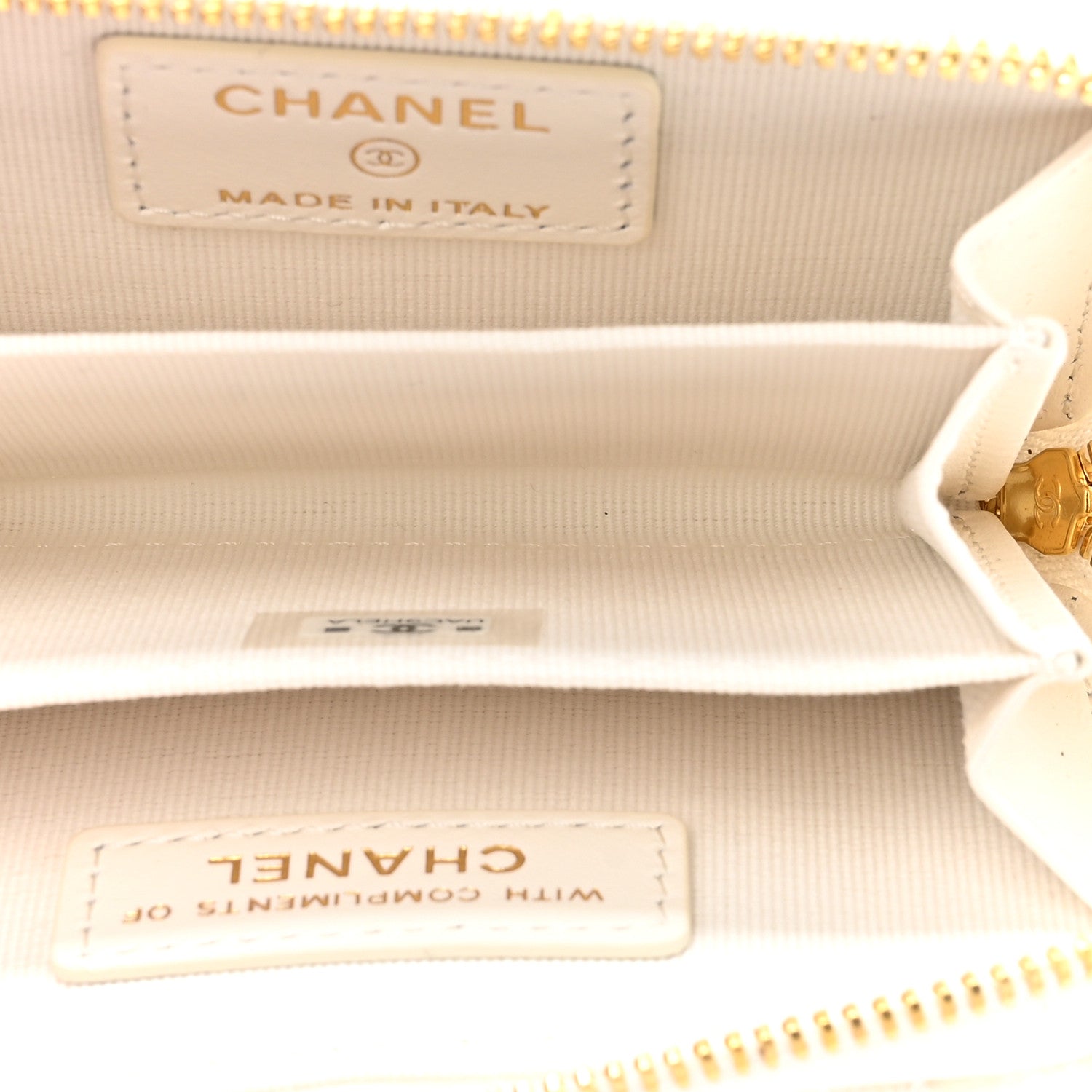 Chanel Tweed Quilted Bow Flap Card Holder On Chain White 4 of 11