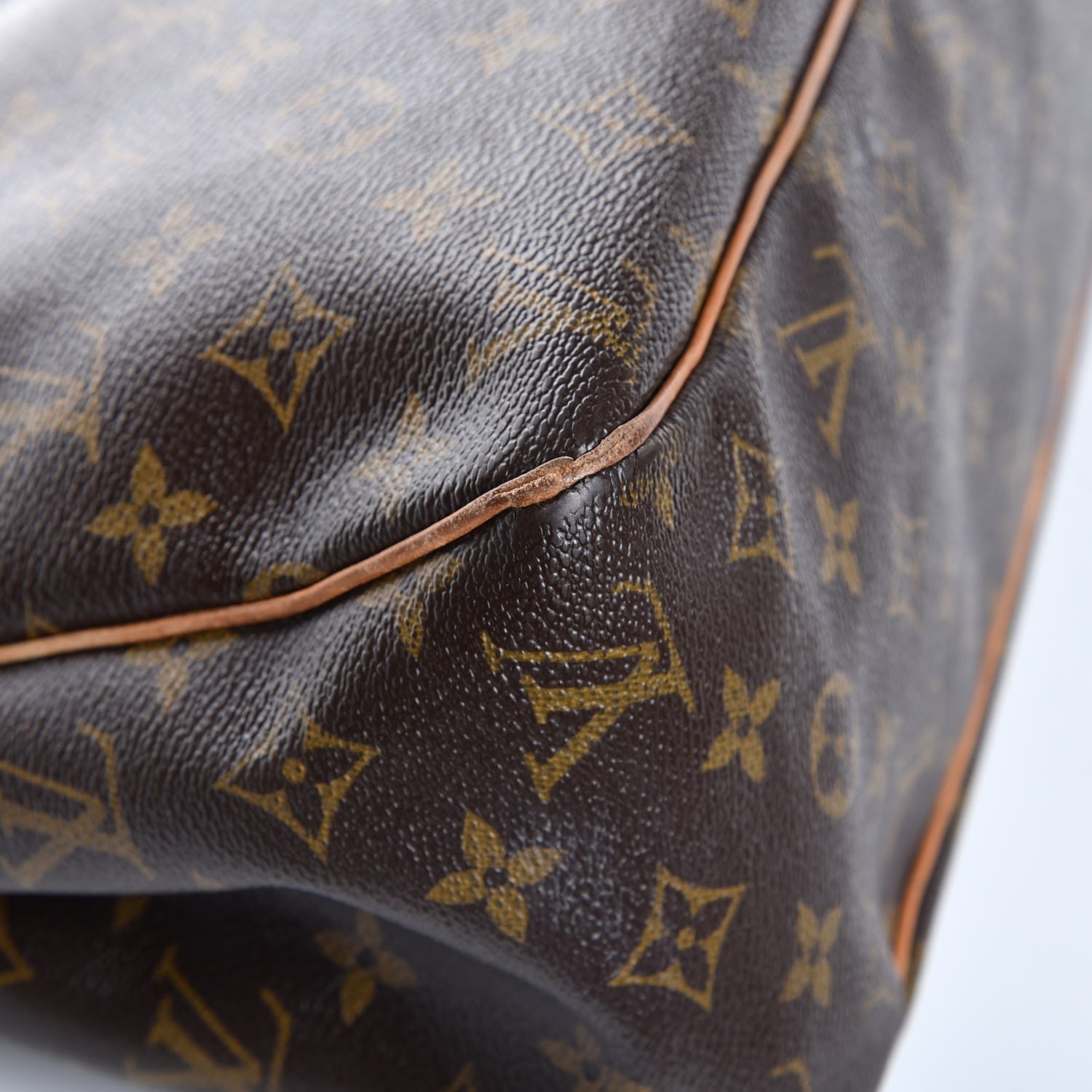 Louis Vuitton Monogram Batignolles Horizontal 18 of 33