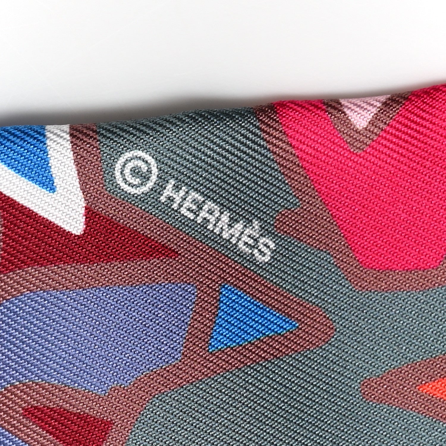 Hermes Silk Graff Graffiti Twilly Rouge Piment White Cobalt 4 of 4