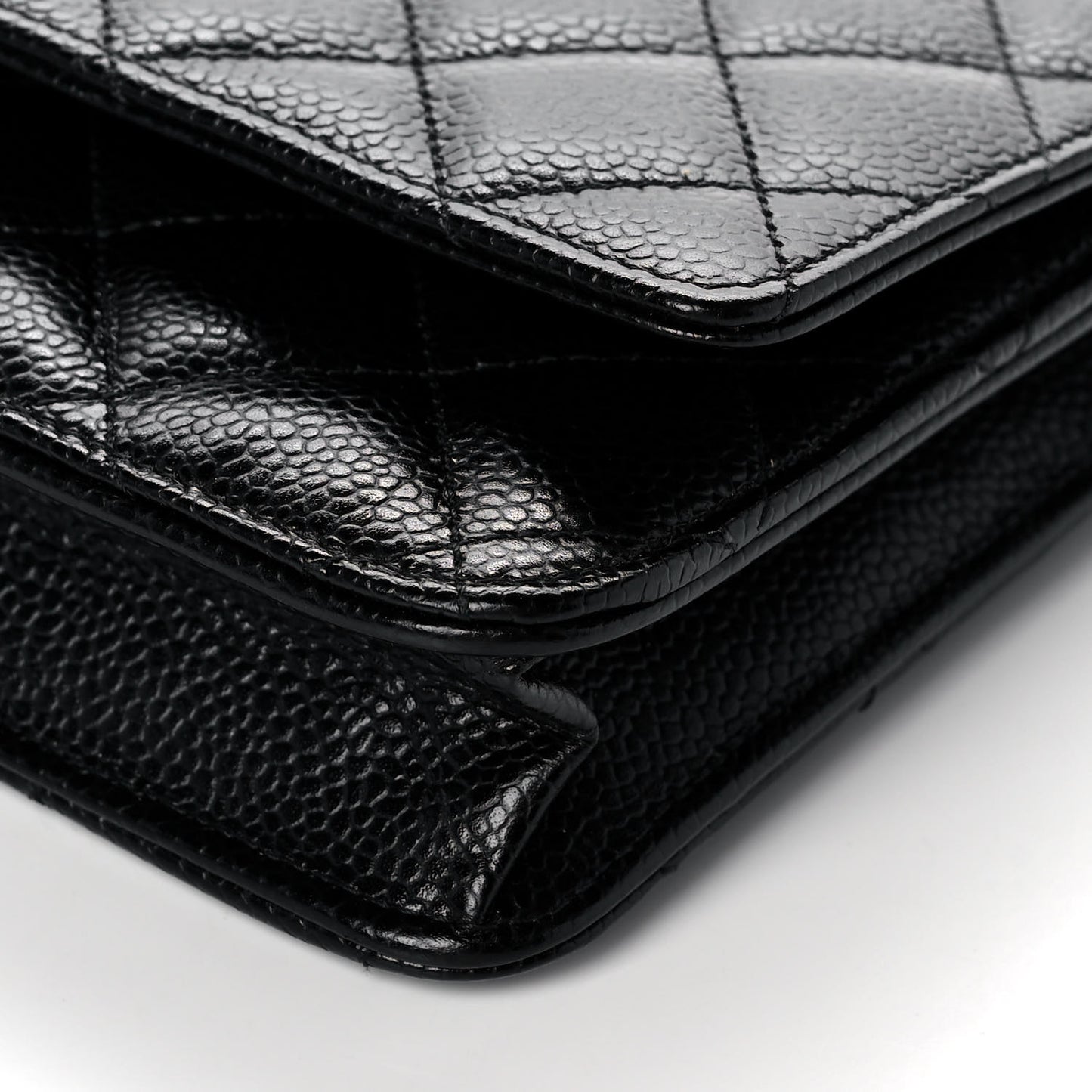Caviar Quilted Wallet On Chain WOC Black
