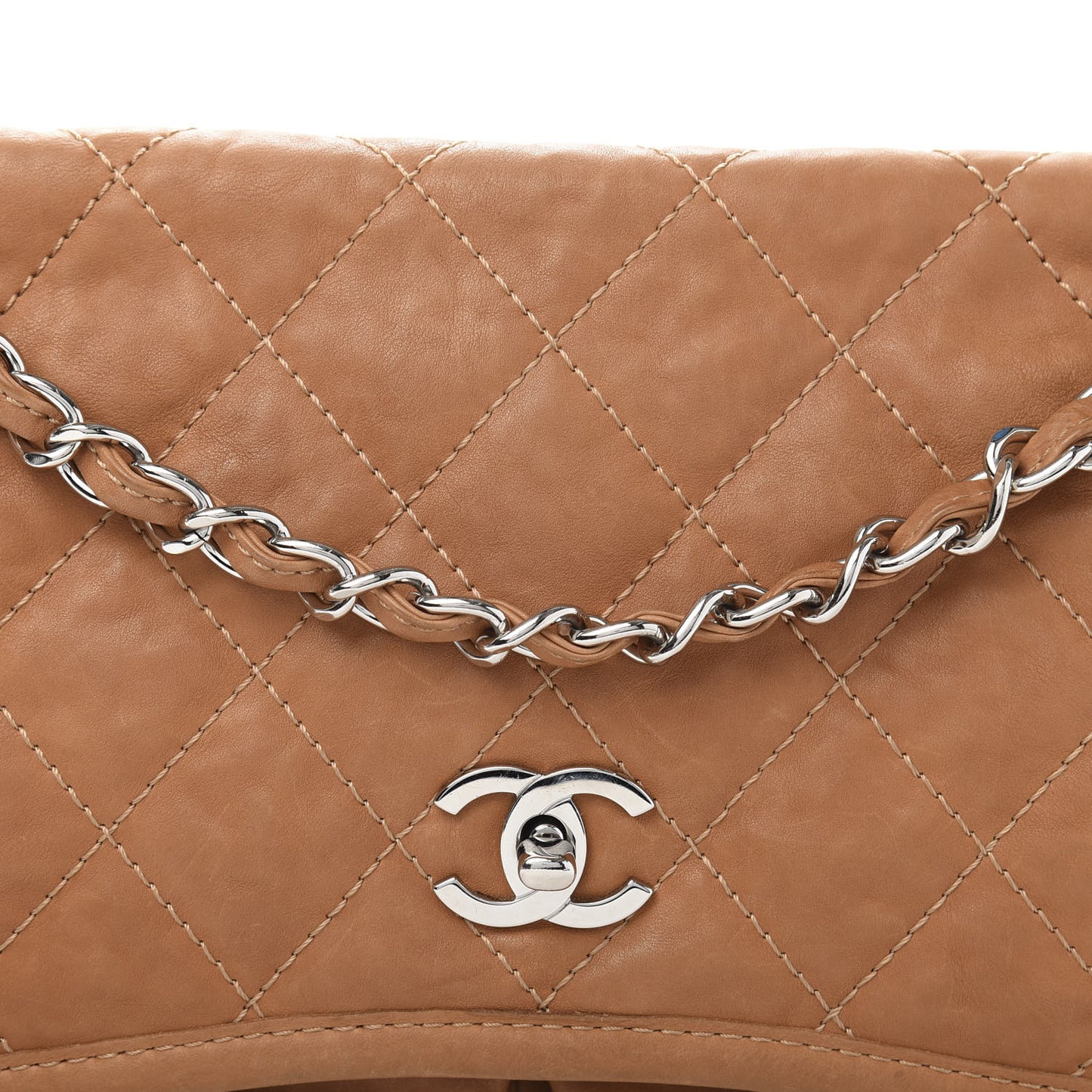 Calfskin Medium Natural Beauty Flap Light Brown