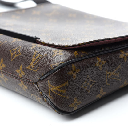 Louis Vuitton Monogram Macassar District PM 7 of 10
