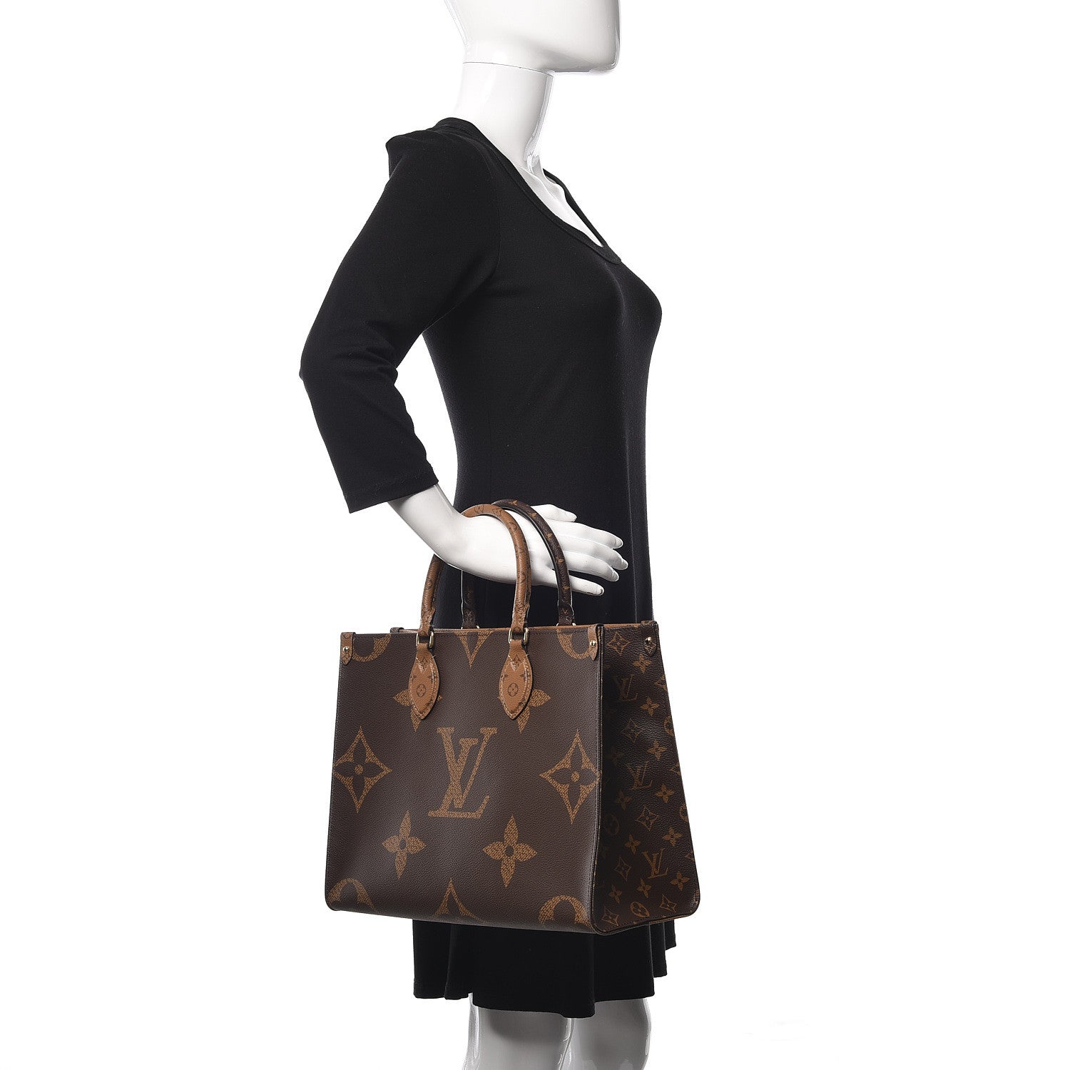 Louis Vuitton Reverse Monogram Giant Onthego MM 2 of 10