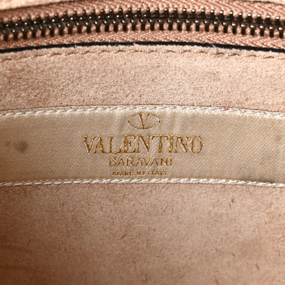 Valentino Garavani Grained Calfskin Onyx Guitar Strap Rockstud Rolling Shoulder Flap Messenger Bag Soft Noisette 5 of 10