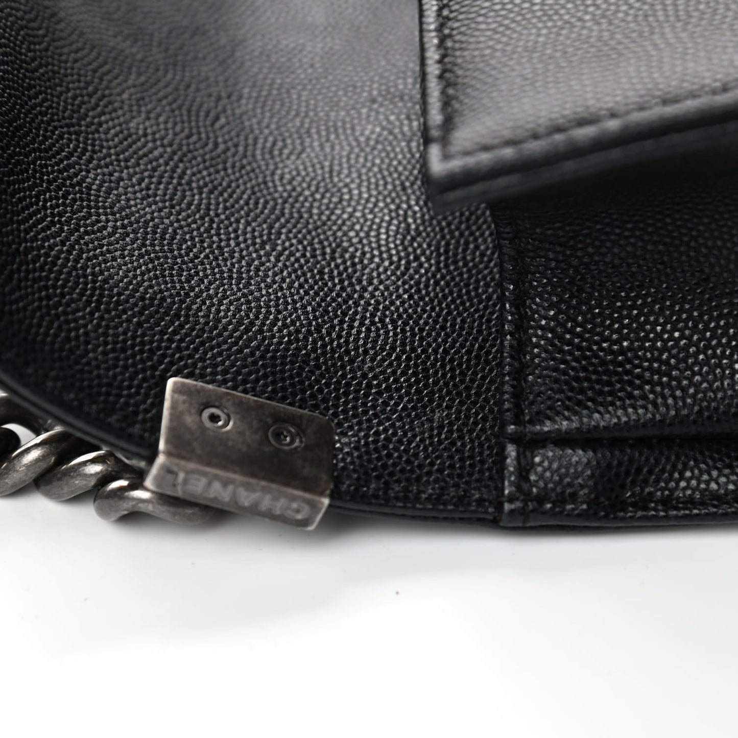 Caviar Chevron Quilted Small Boy Flap Black