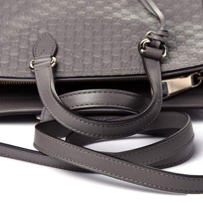 Louis Vuitton Monogram Pochette Metis 26 of 27
