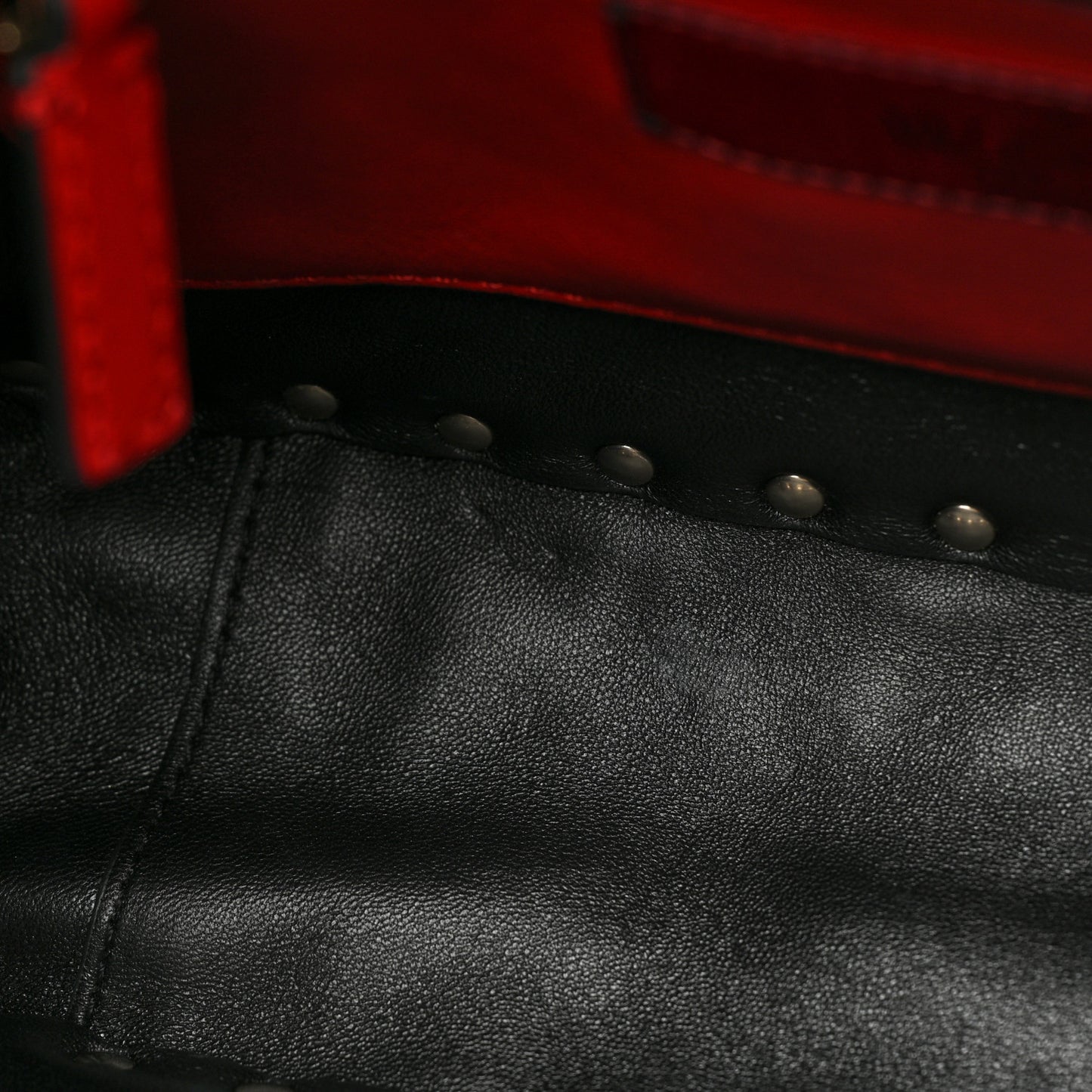 Metallic Wrinkled Lambskin Medium Rockstud Spike Shoulder Bag Mekong