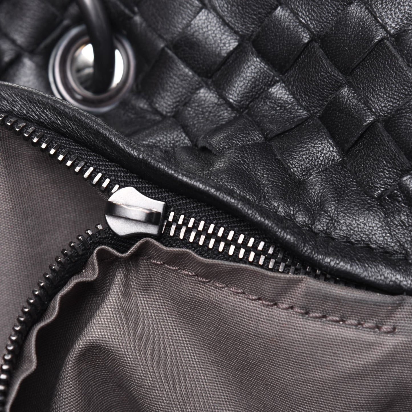 Nappa Intrecciato Large Capri Tote Black