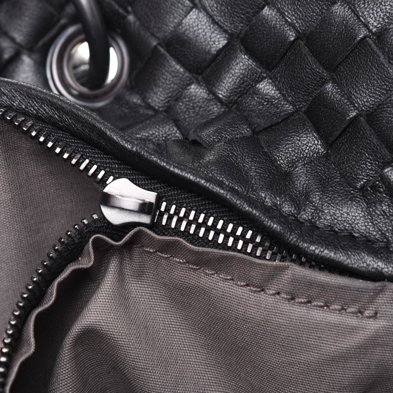 Bottega Veneta Nappa Intrecciato Large Capri Tote Black 7 of 24