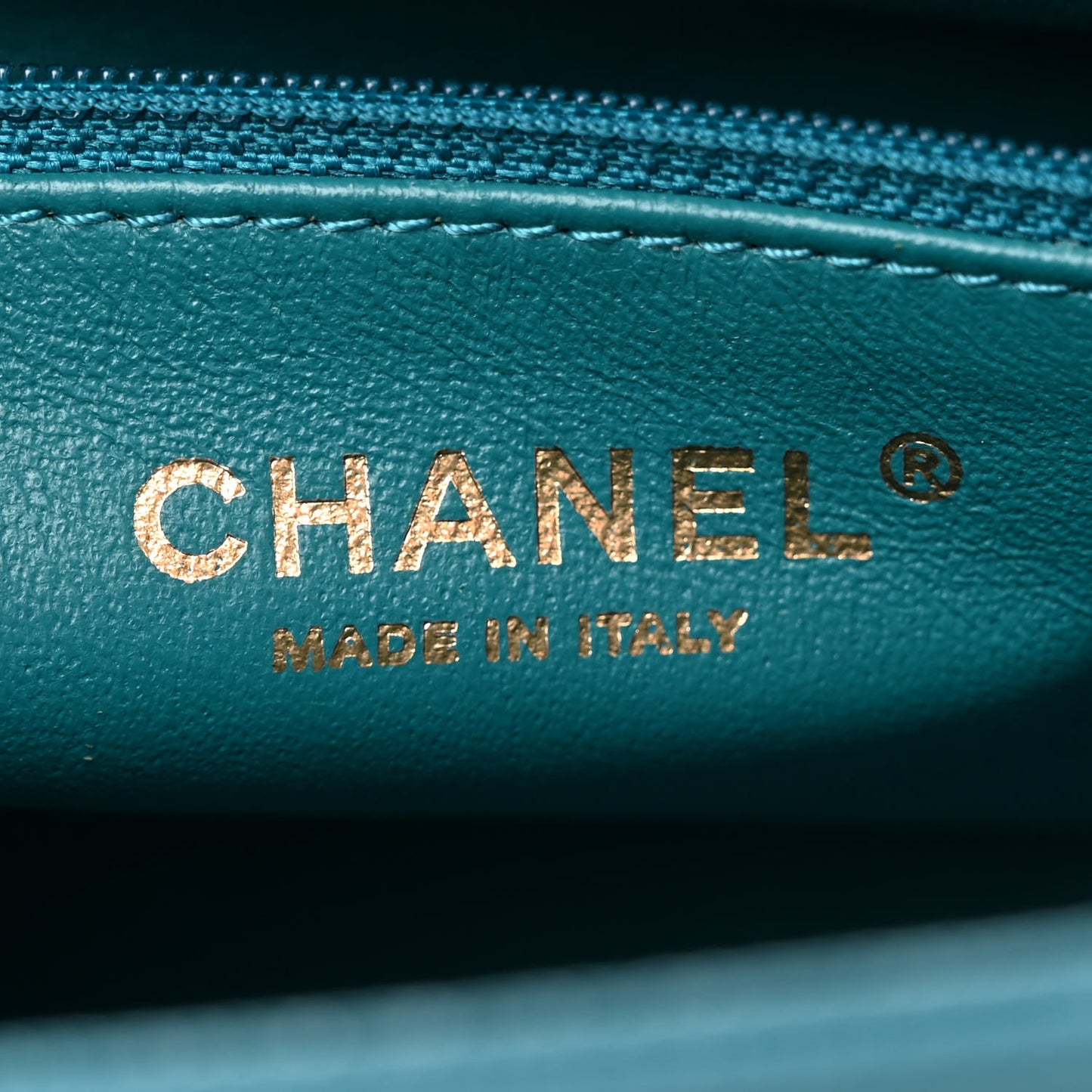 Caviar Quilted Medium Business Affinity Flap Blue