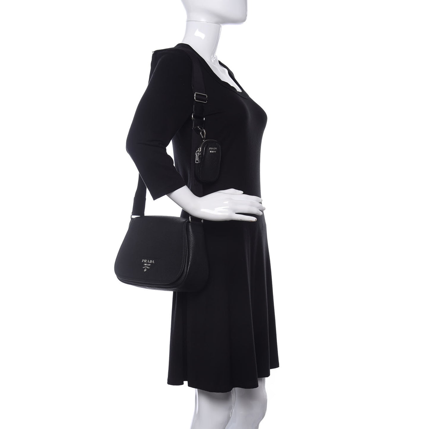 Vitello Daino Soft Shoulder Flap Bag Black
