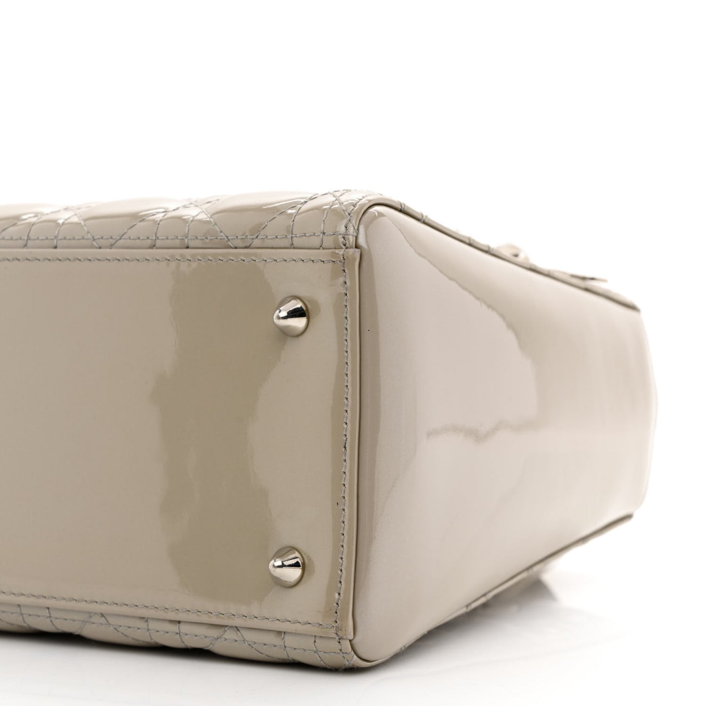 Pearlized Patent Cannage Medium Lady Dior Grey