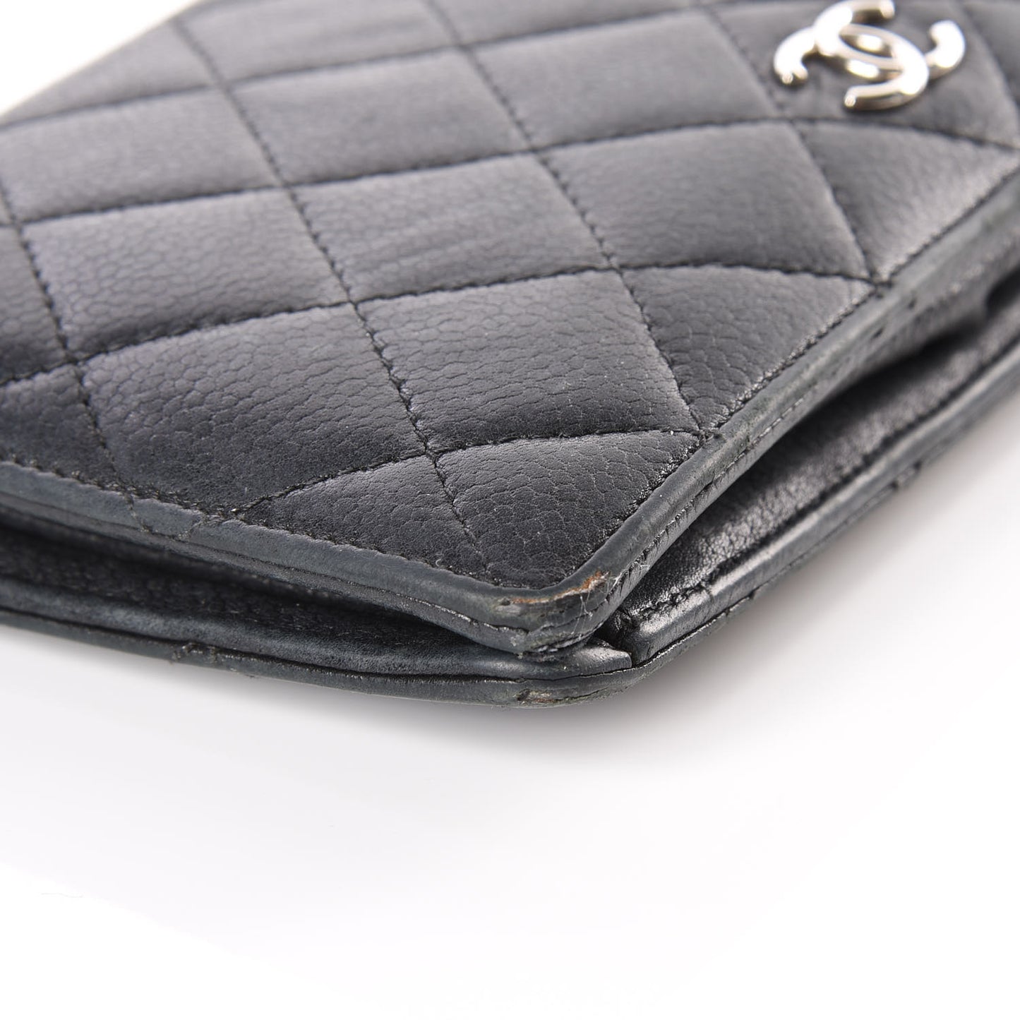 Caviar Calfskin Quilted Yen Wallet Black