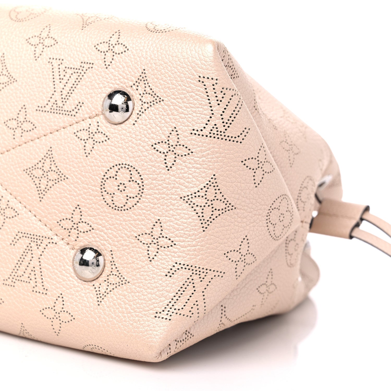 Louis Vuitton Mahina Bella Coquille 10 of 10