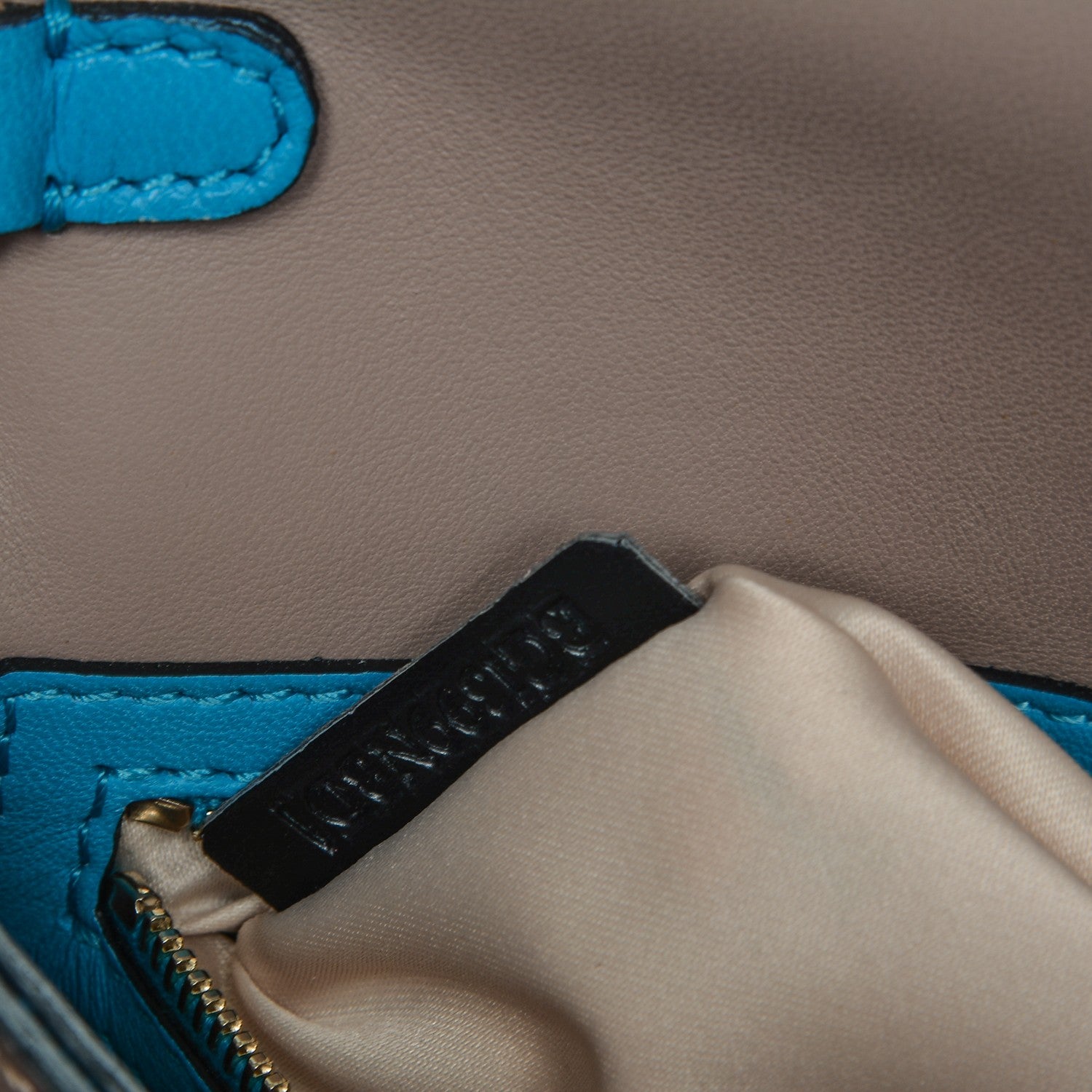 Valentino Garavani Nappa Rockstud Wristlet Clutch Parrot 9 of 9