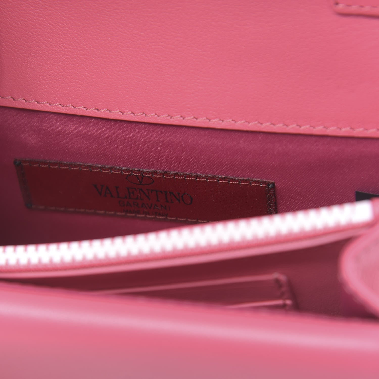 Valentino Garavani Vitello Colorblock Free Rockstud Wallet on Chain Shadow Pink Optic White 6 of 9