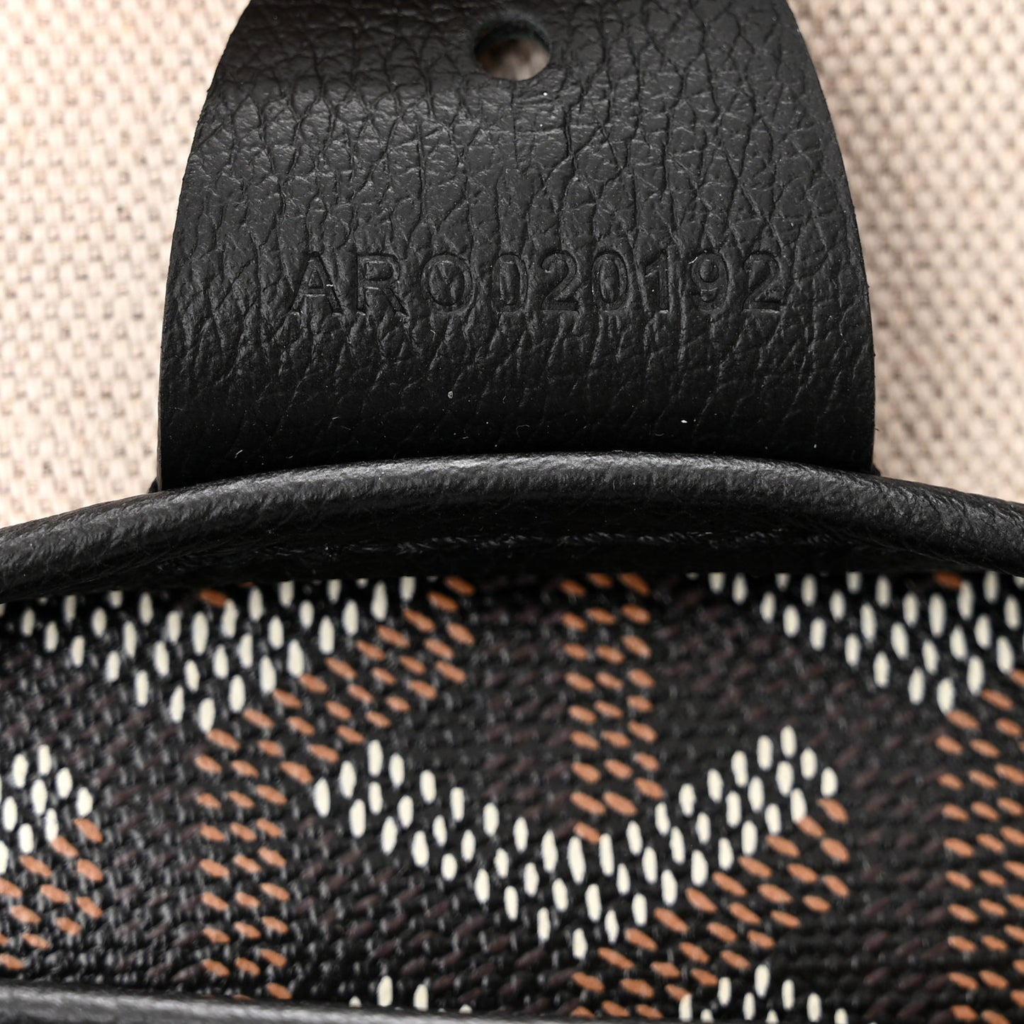 Goyardine Artois MM Black