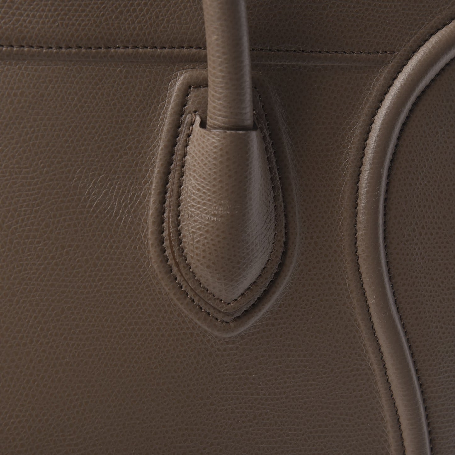 Baby Grained Calfskin Medium Phantom Luggage Taupe