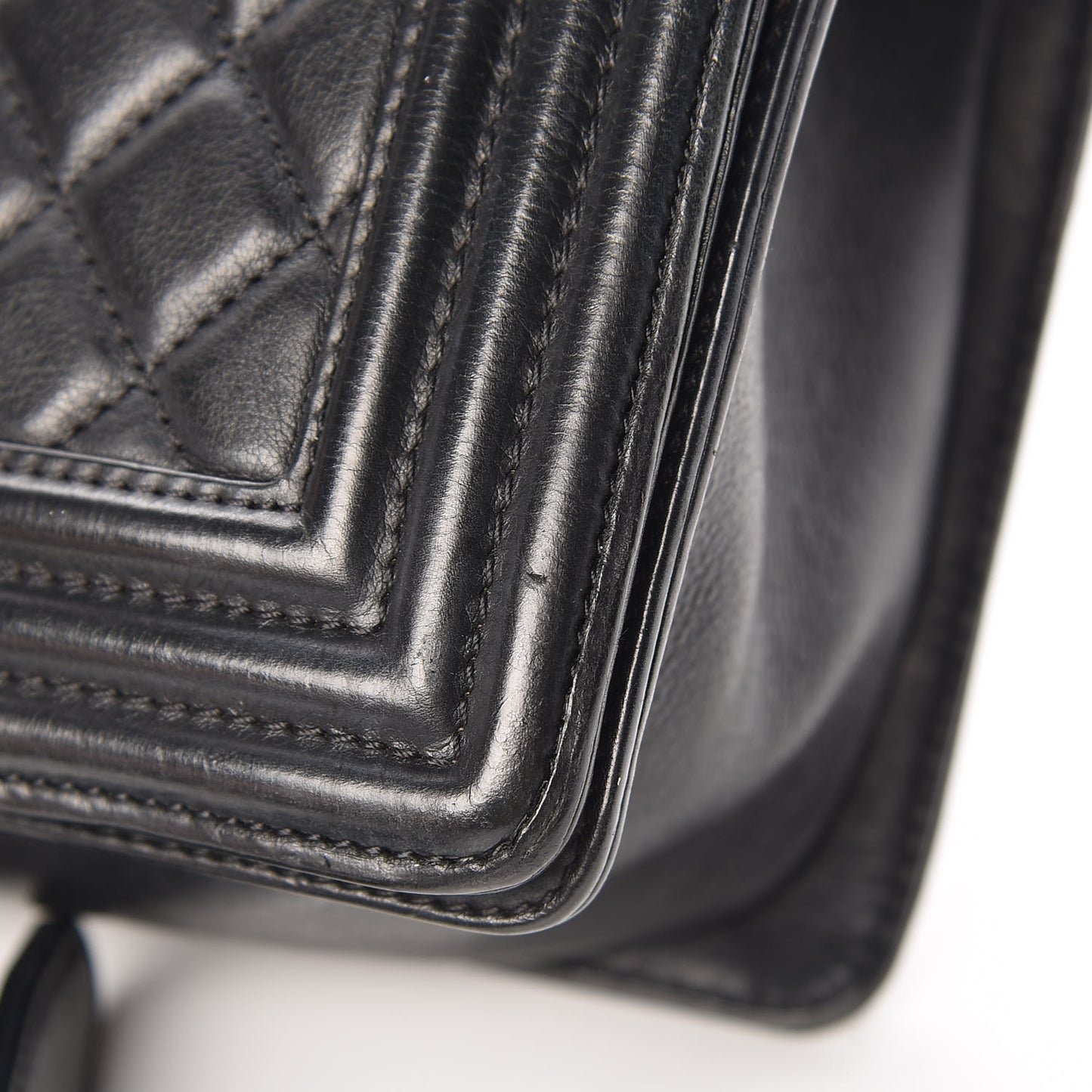 Calfskin Quilted Medium Boy Flap Black