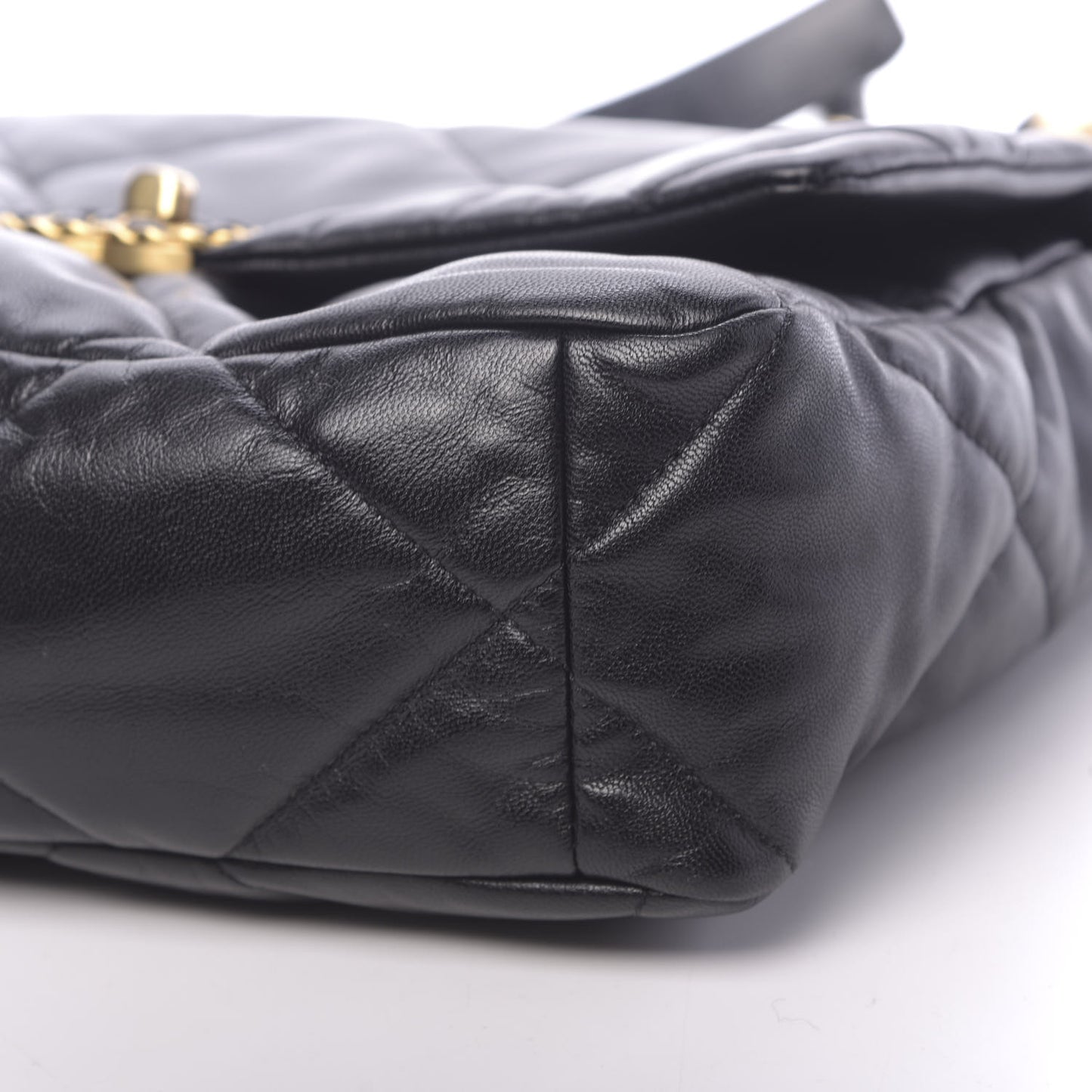 Lambskin Quilted Large 19 Flap Black
