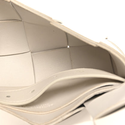 Bottega Veneta Nappa Maxi Intreccio The Belt Cassette Bag White 4 of 8