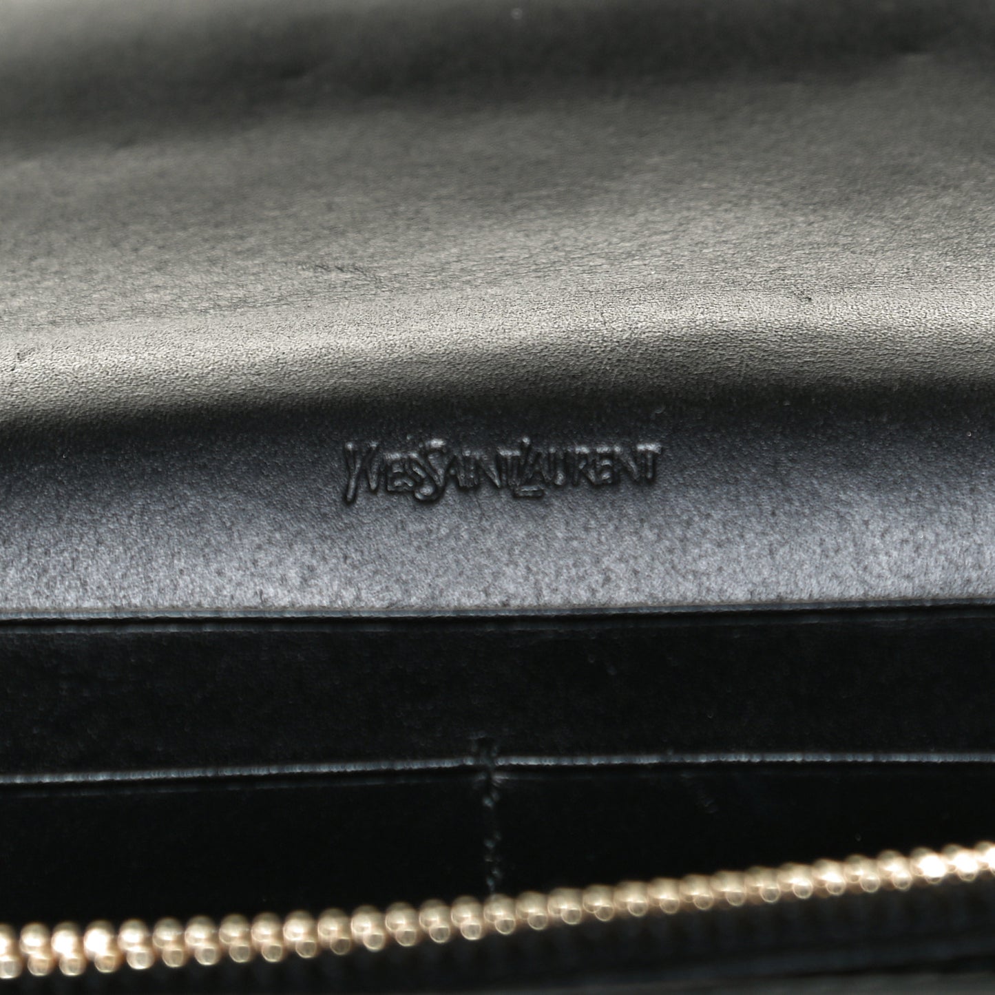Textured Patent Belle de Jour Chain Clutch Black