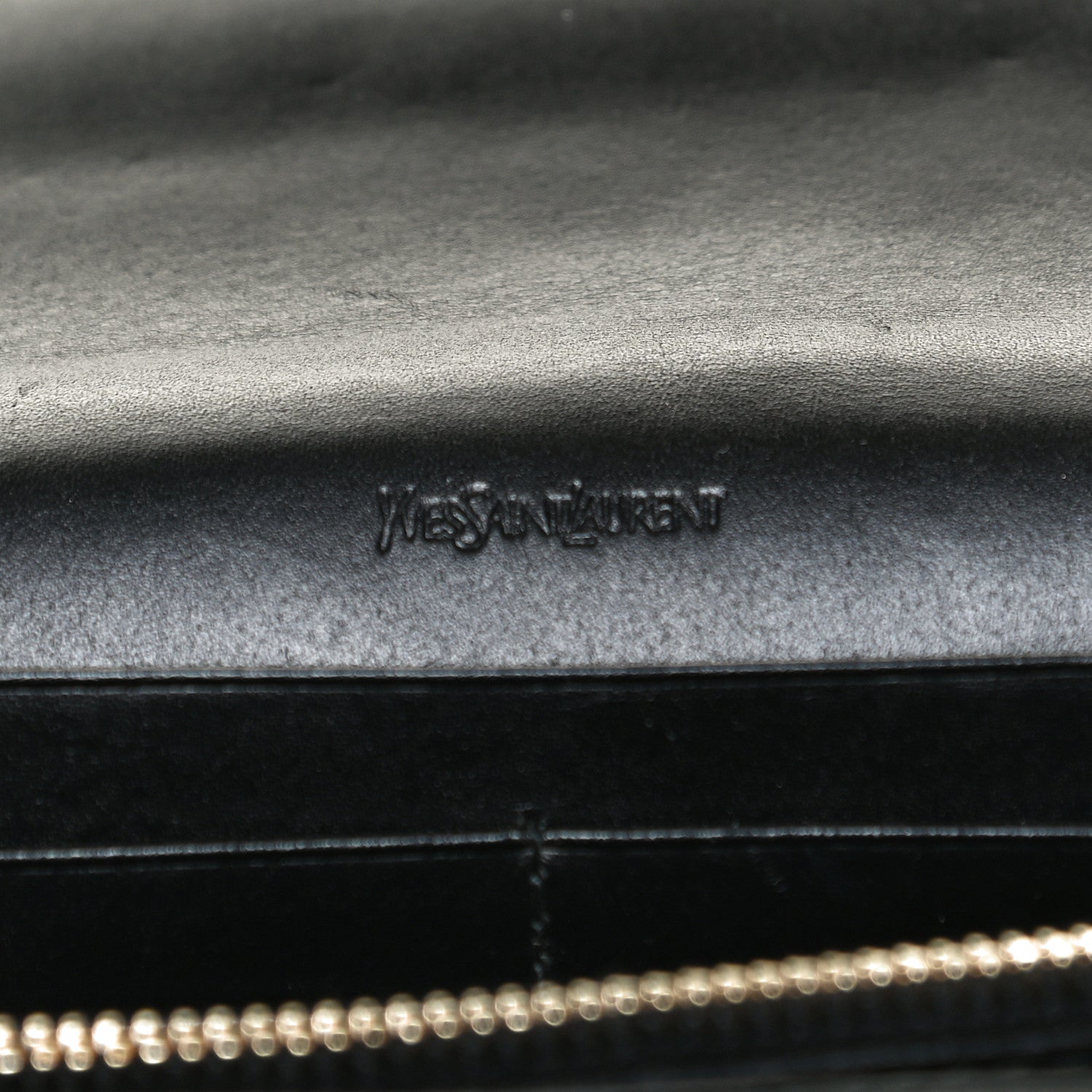 Saint Laurent Textured Patent Belle de Jour Chain Clutch Black 6 of 9