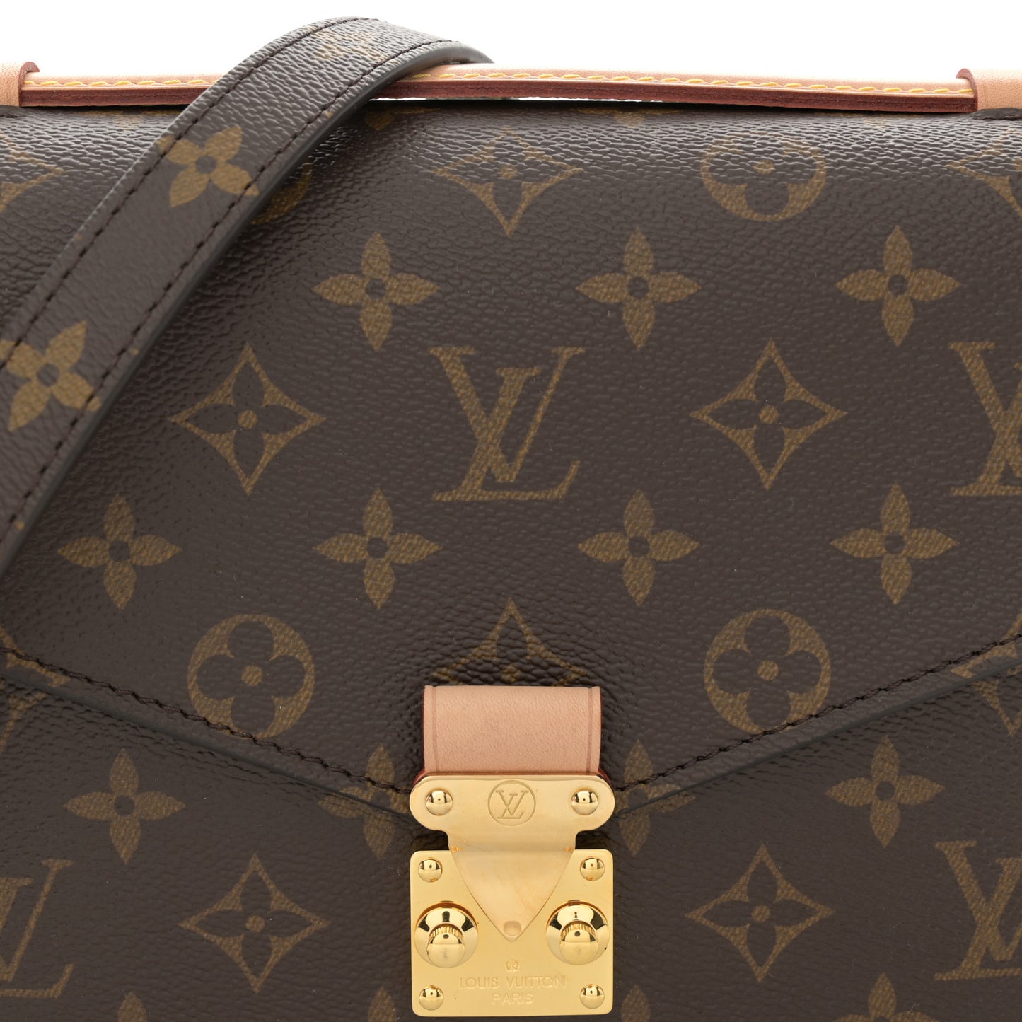 Monogram Pochette Metis