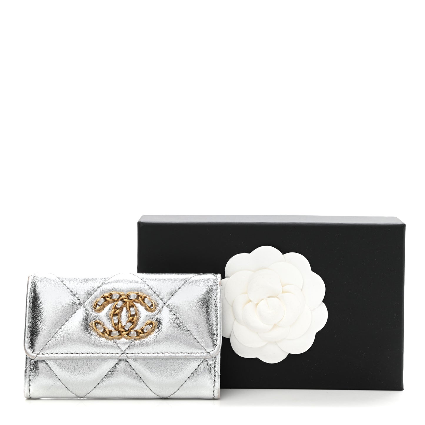 Metallic Goatskin Quilted Chanel 19 Flap Card Holder Silver