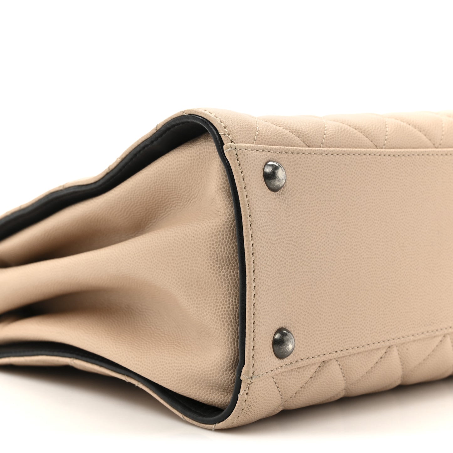 Caviar Quilted Medium CC Bucket Bag Beige