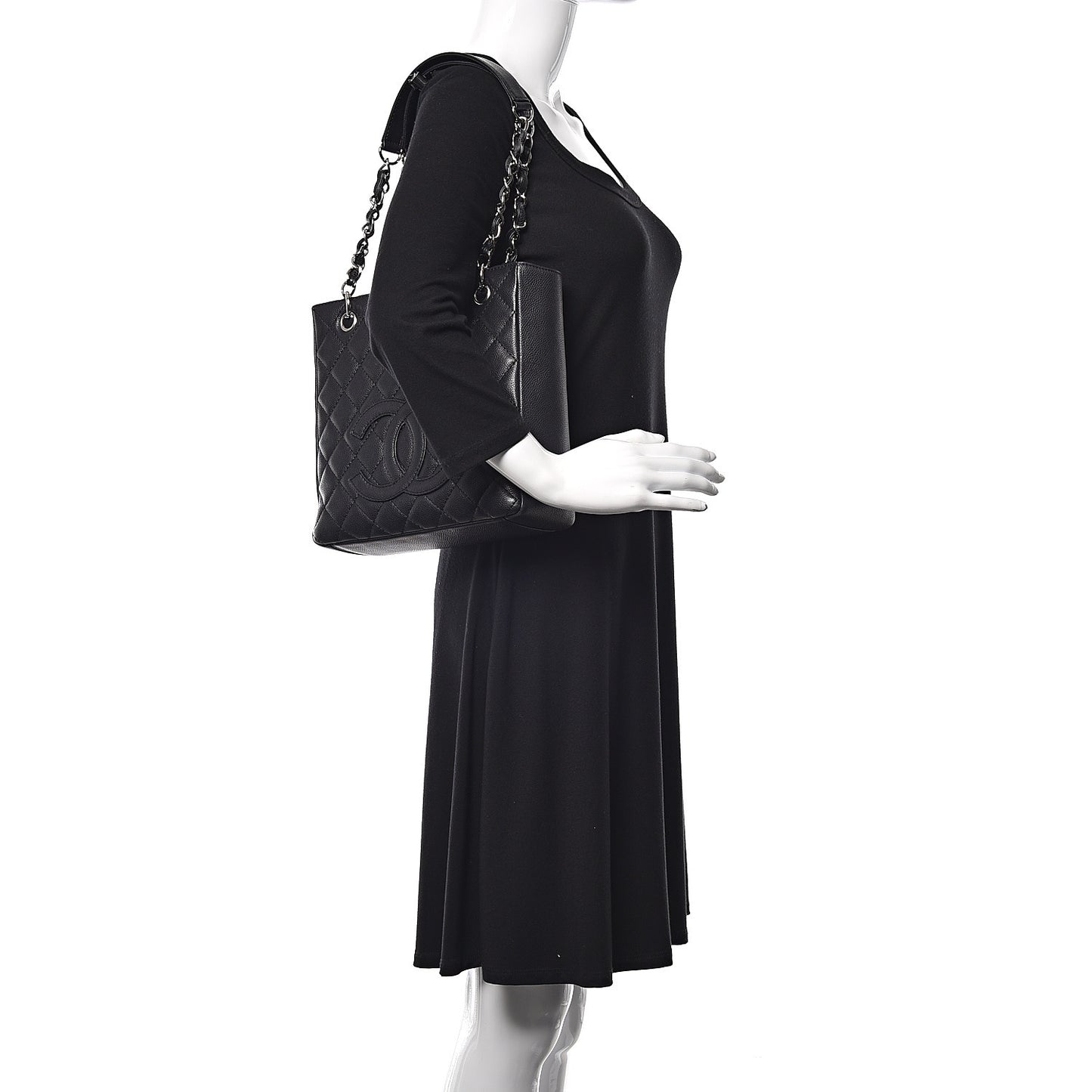 Caviar Quilted Petit Shopping Tote PST Black