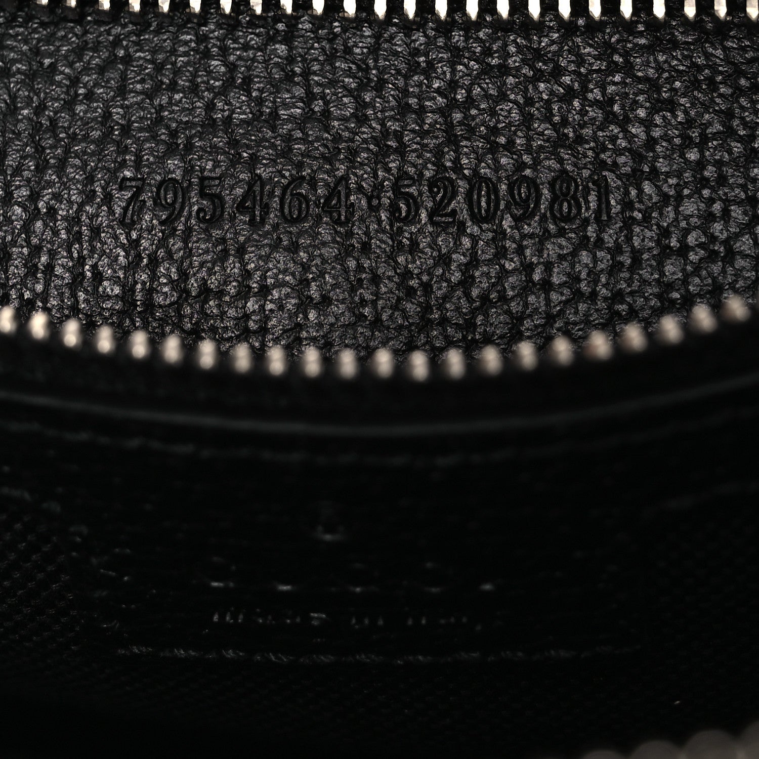 Gucci GG Supreme Monogram Small Crossbody Bag Black 7 of 11