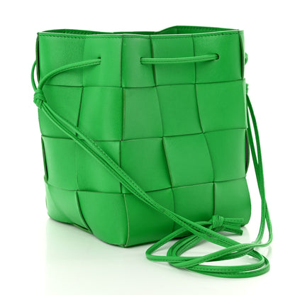 Bottega Veneta Nappa Maxi Intrecciato Cassette Bucket Bag Parakeet 3 of 9