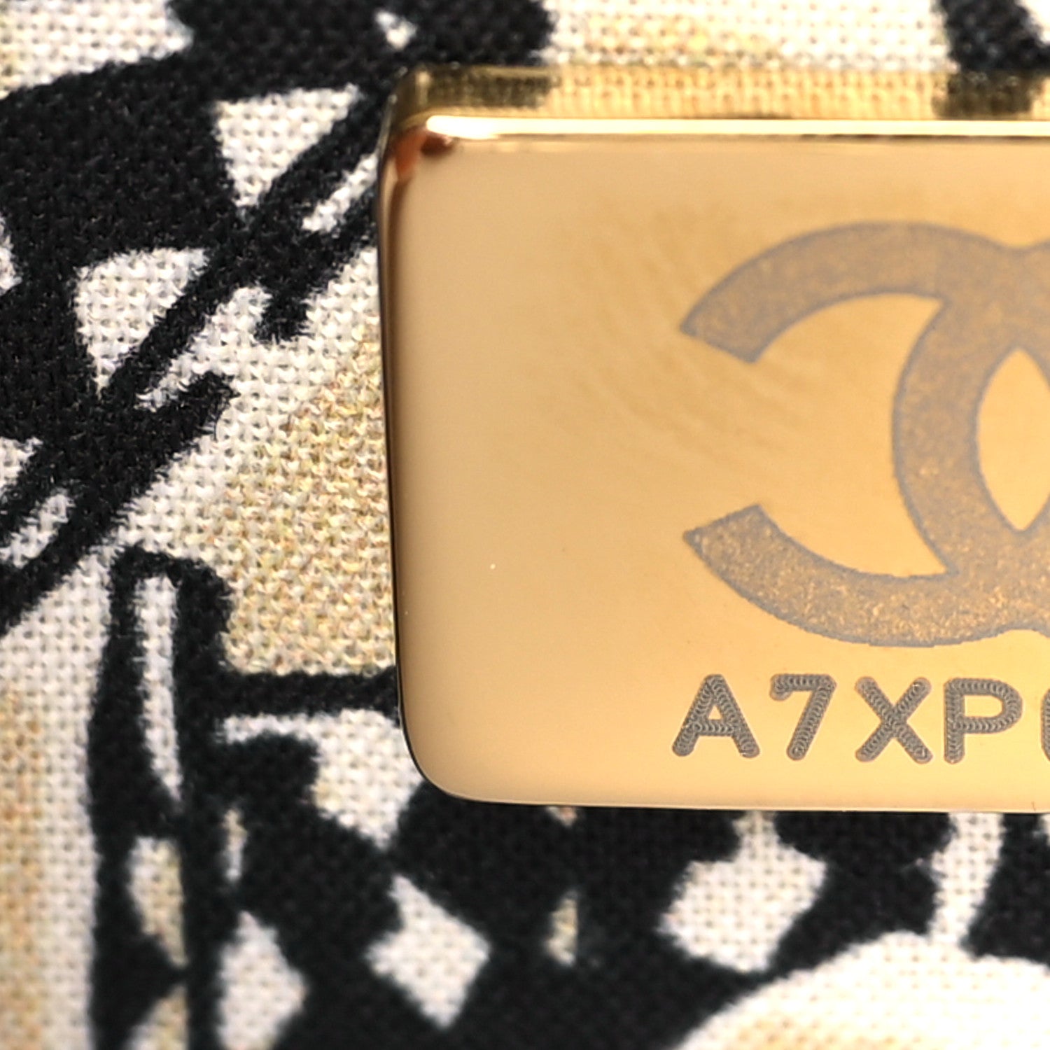 Chanel Caviar Quilted Striated CC Wallet On Chain WOC Black 8 of 11