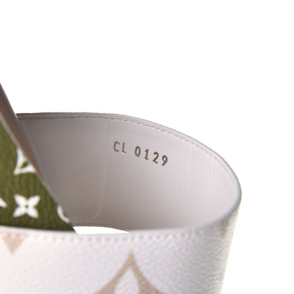 Louis Vuitton Monogram Giant Bom Dia Flat Mule Sandals 38 White Moka 8 of 9