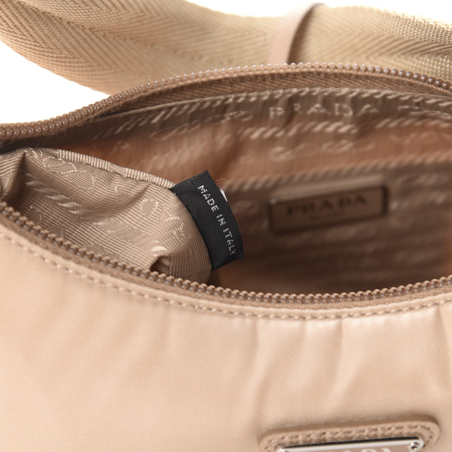 Tessuto Nylon Mini Re-Edition 2000 Bag Cammeo