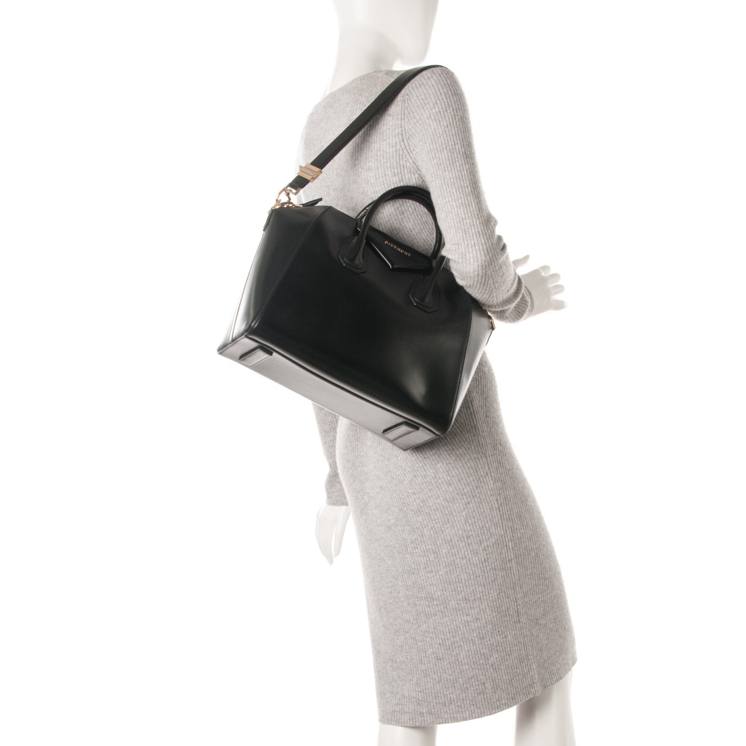 Givenchy Shiny Lord Calfskin Medium Antigona Black 2 of 8