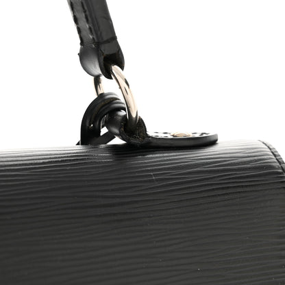 Louis Vuitton Epi Cluny MM Black 16 of 17