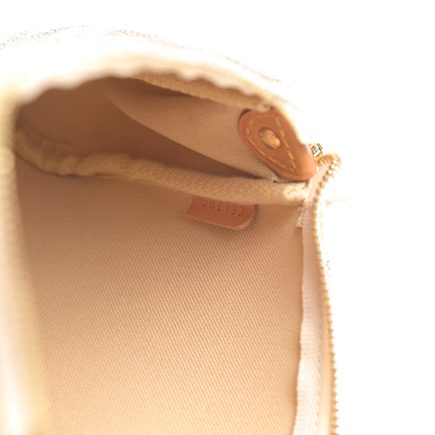 Louis Vuitton Damier Azur Eva Clutch 8 of 11