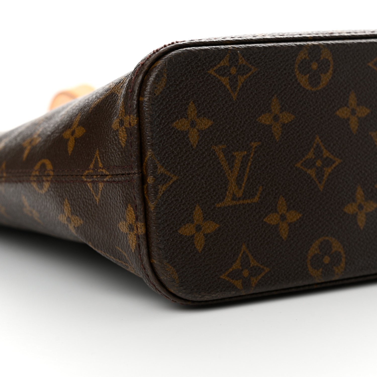 Louis Vuitton Monogram Luco 8 of 13